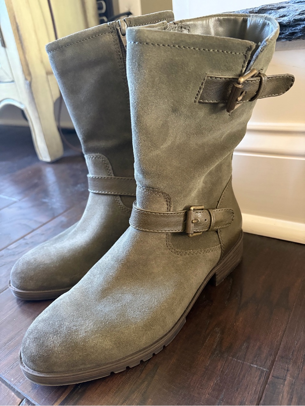 Naturalizer Genna Green Suede Boots Sz7W Olive Boho Whimsigoth Grunge Gorpcore